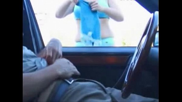 Porno doido frentista loira pagando boquete gostoso